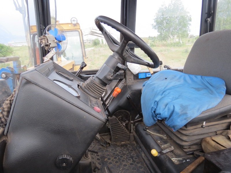 В Исилькульском районе полицейскими задержан подозреваемый в угоне трактора и умышленном уничтожении имущества